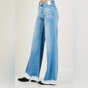 Closed Italy Glow Up Mid Rise Flare Leg Jeans Size 26 $330 Retail